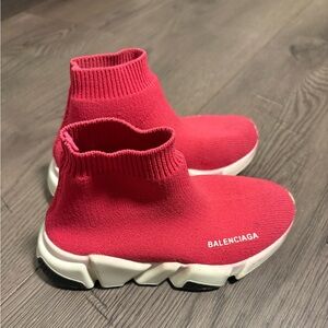 Kids Hot Pink Knit Designer Sneakers Toddlers Stylish